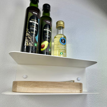 Væghængt skrå hylde, hvid