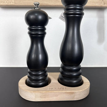 Salt og peber bakke ubehandlet med kværne i